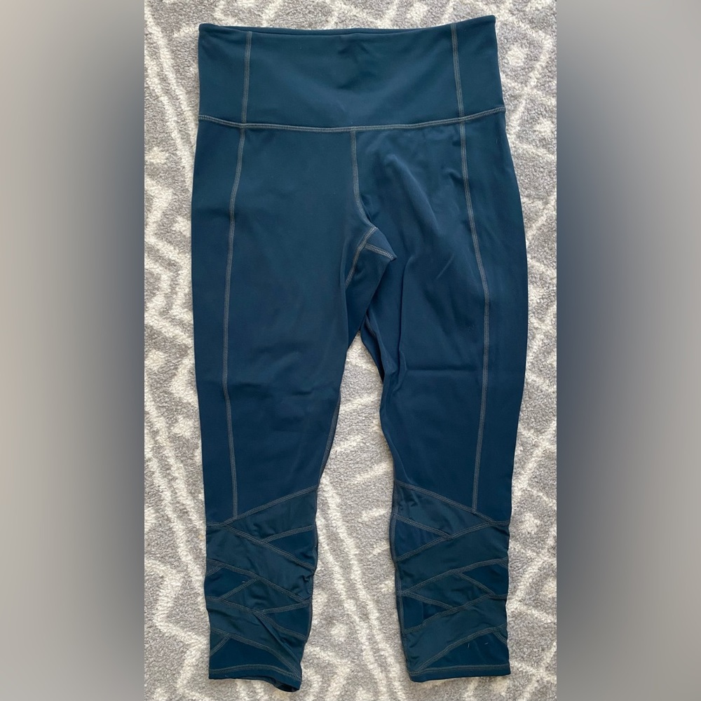 Athleta Mantra Leggings w/Mesh